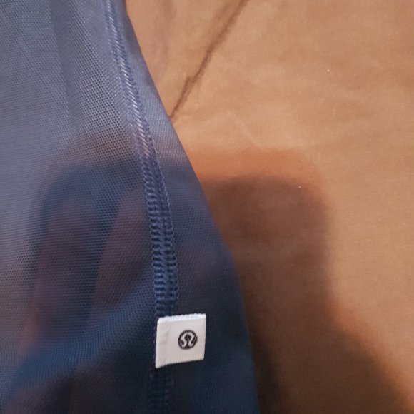 Lululemon *Lab* Mesh Tank - RARE - Picture 4 of 6